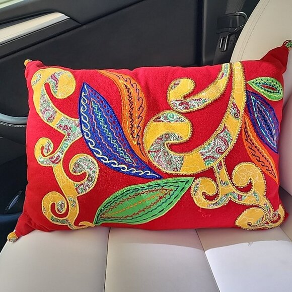 Vintage Pier 1 Imports Applique Throw Pillow Beaded Embroidered 16x12” Oriental - Picture 1 of 6